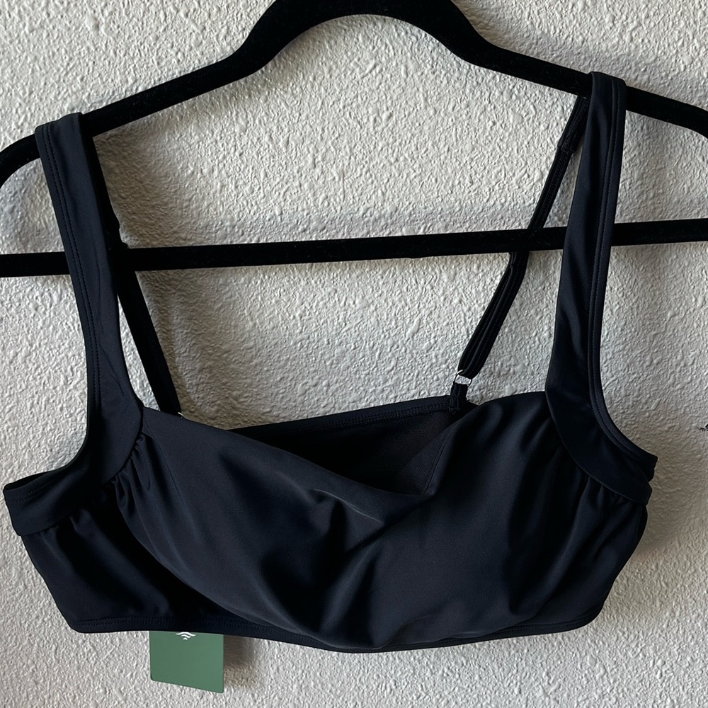 Halara Black Ruched square bikini top Large NWT